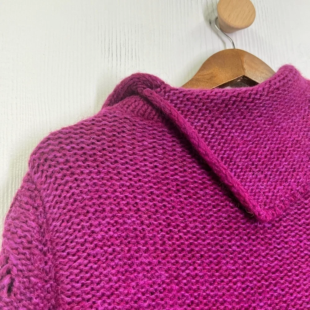 United Colors Of Benetton - Vintage Fuchsia Open Knit Turtleneck Sweater Size S - Picture 9 of 9